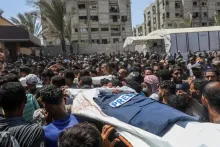 Funeral jornalistas Hospital Nasser Khan Yunis 25Ago2025